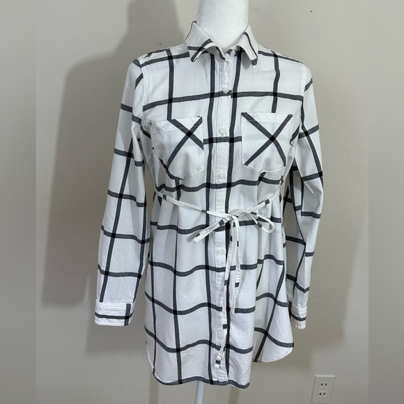 Isabel sz XS maternity top in white and black plaid incudes tie belt - Picture 12 of 13
